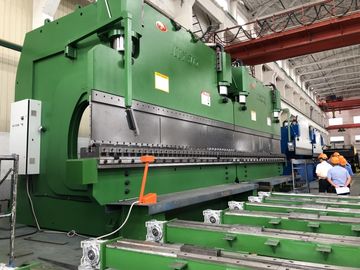 CNCの12m 14mおよび16 Mを曲げるために機械を作るタンデム出版物ブレーキ高いマスト