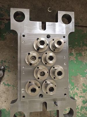 高容量機械式プレス機 10 年間の切断寿命