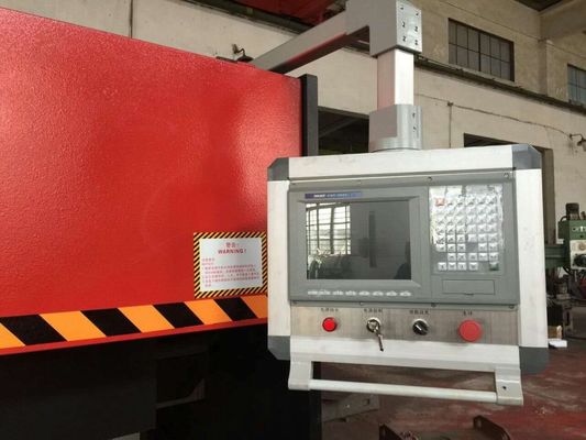 温度 はい アルミシート 切断 に 適した コンピュータ化 V グラウブ 機械 高精度 と 繰り返し 性 を 提供 する