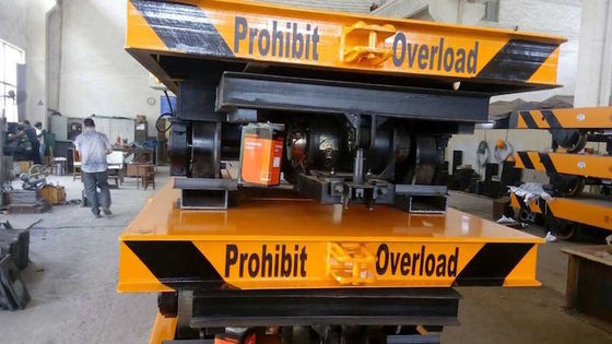 36Vバッテリー搭載、作業速度30m/分、積載量6トンのバッテリー式レール台車