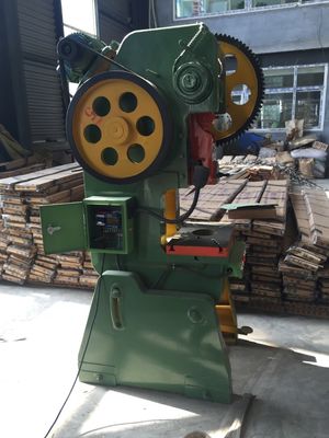 金属加工用自動CNC機械プレス機、金型寿命10年